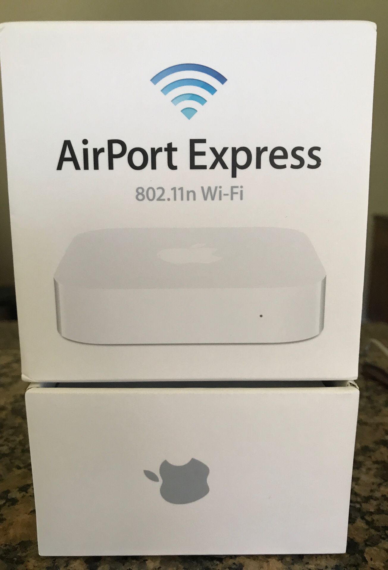 Airport express (Never used) mint condition