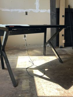 Mr Iron Stone Gaming Table