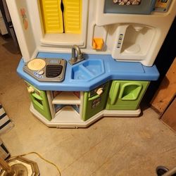 Little Tikes Kitchen