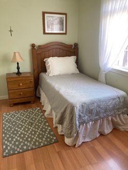 Bedroom set