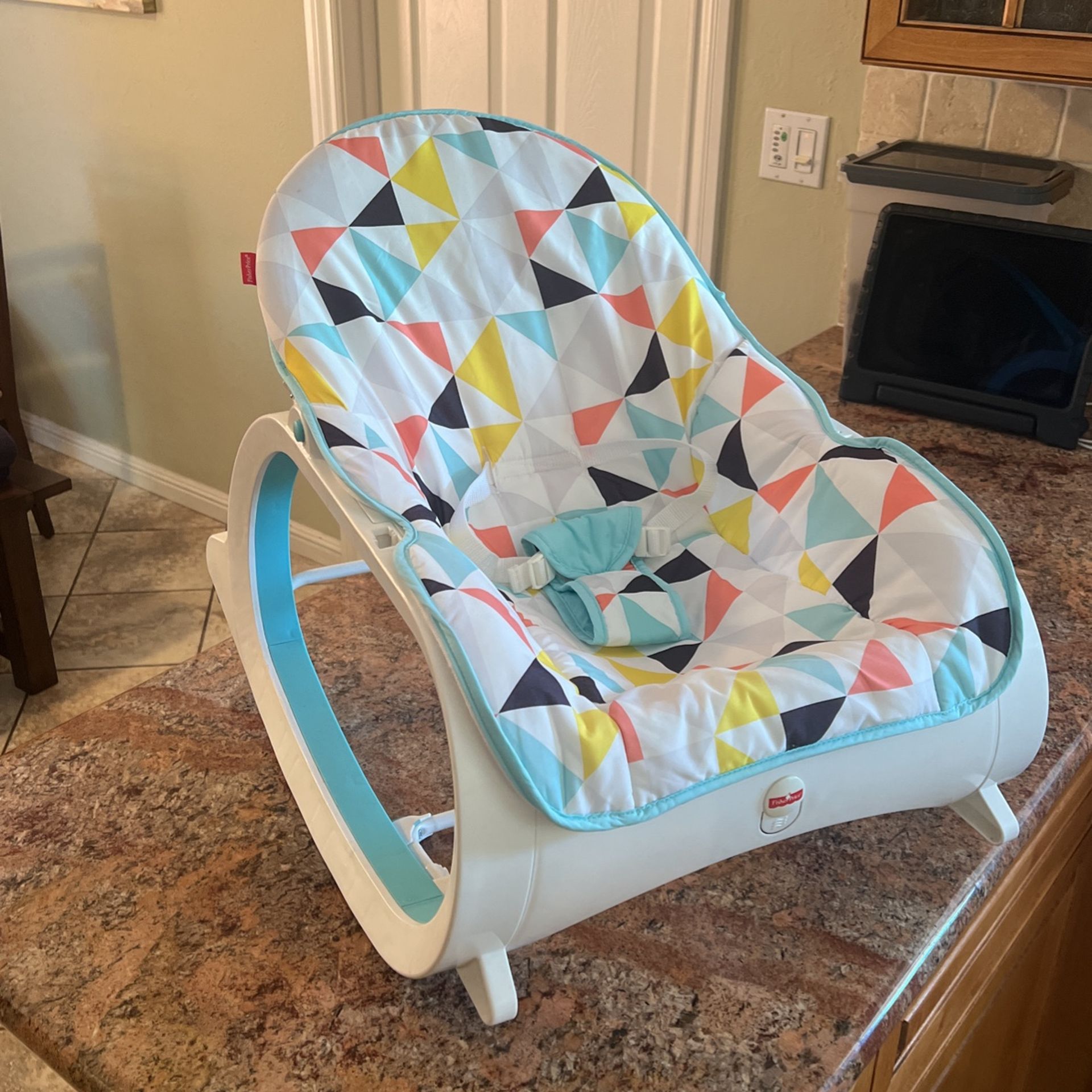 FISHER PRICE BOUNCER ROCKER chair FREE