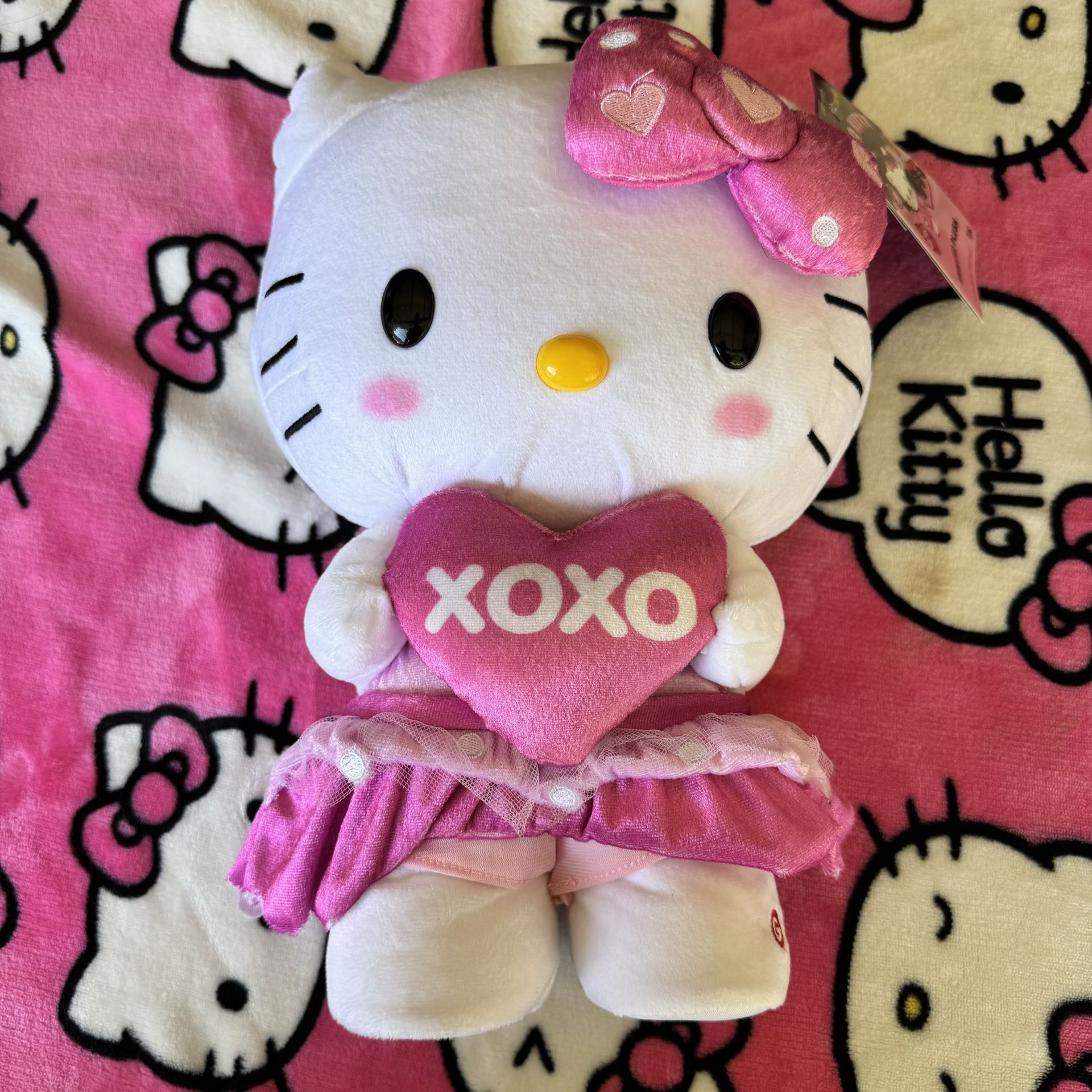 Hello Kitty Animated Plush Xoxo Stepper