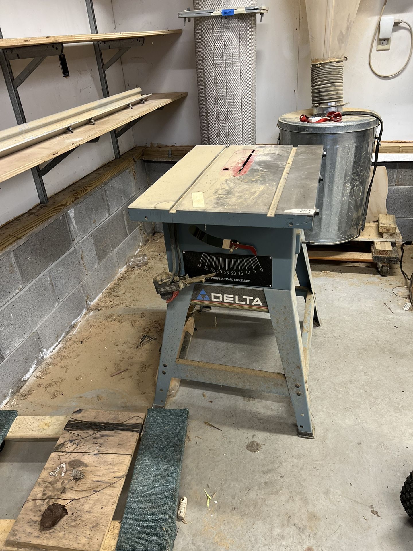 Delta Table Saw