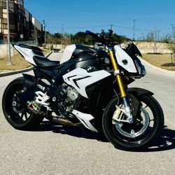 2014 BMW S1000R