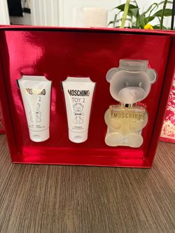Moschino