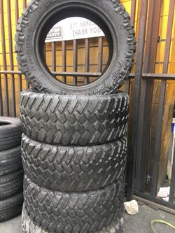 295-55-20 Nitto Mud Terrain