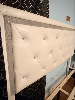 White bed  frame, Wayfair, full size bed