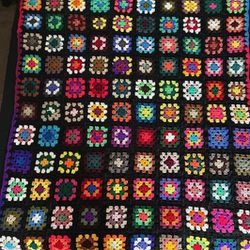 VTG Granny Square Handmade Knit Blanket (Large)