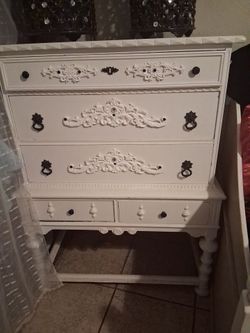 White 5 drawer