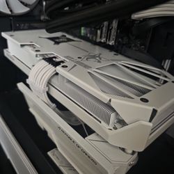 9070 Xt Powercolor Hellhound Spectral White