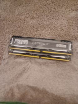 2x 8 gb DDR 4 RAM sticks