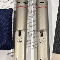 Akg C1000 S Pair Condenser Mics With Stands
