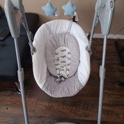 Graco Slim Spaces White Gray