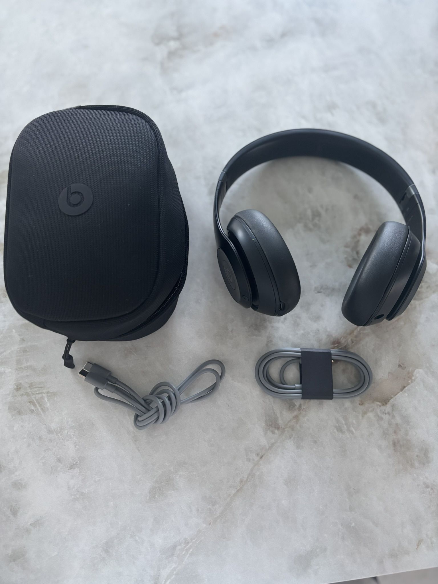 Beats Studio Pro (BRAND NEW)