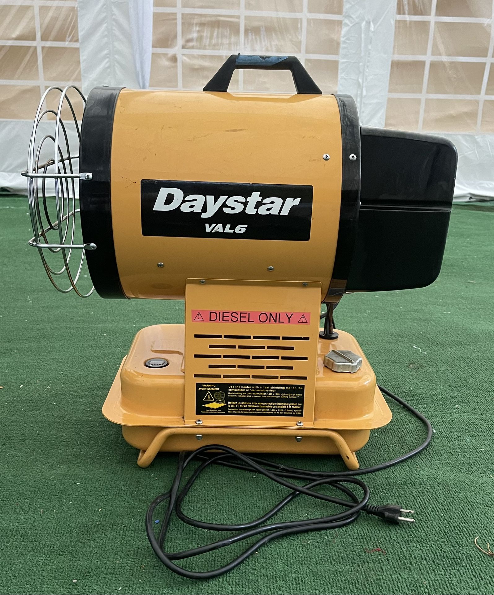 Daystar Val6 Heater (Indoor and outdoor) for Sale in Brooklyn, NY - OfferUp