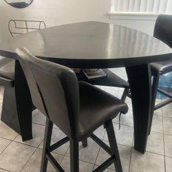 Table N Chairs