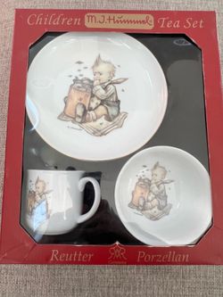 M.J  Hummel Children’s Tea Set