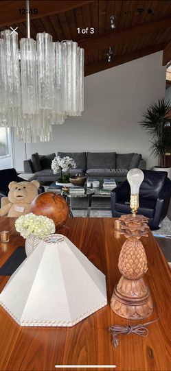 Very Cool Pineapple Carved Lamps! 