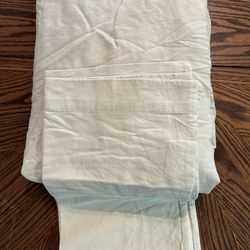 Queen size fitted with 1 pillow case $4