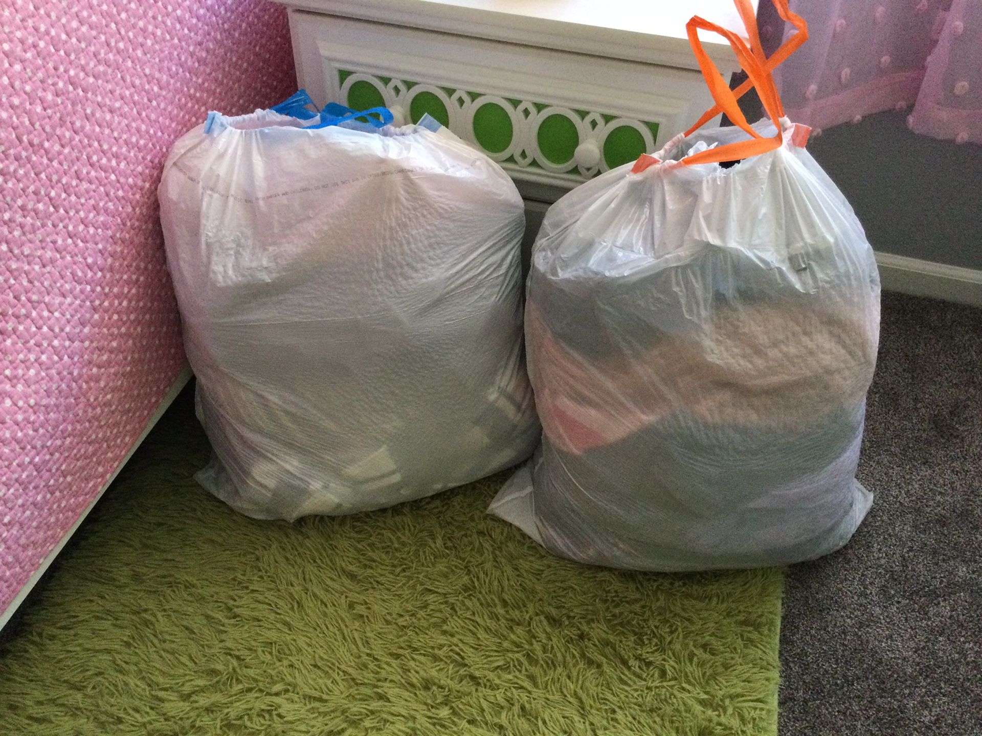 Woman’s Lot Of Clothes Size 2XL And 3XL All In Good Clean Condition I’m Selling All Two Bags For $35Pick Up Only..I’m Not Selling Separate…