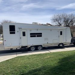 30ft Forest River Toy Hauler