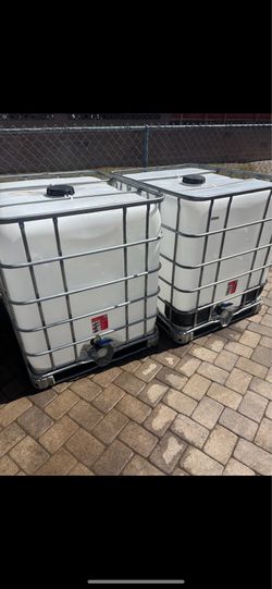 250gal totes