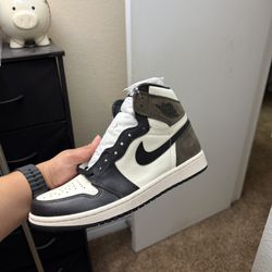 Jordan 1 High Mocha 