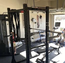 Universal Squat , Dip, Pull Up and Bench Rack, weights and bench included
