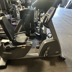 MATRIX FULL COMMERCIAL RECUMBENT BIKE!! READY FOR PICKUP OR DELIVERY!!