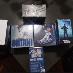 Ohtani Bobbleheads, 50/50 Season, Basestealing Pose