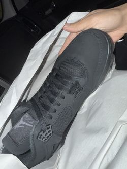 Black Cats Men’s 12