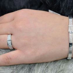 3 diamonds bracelet with ring