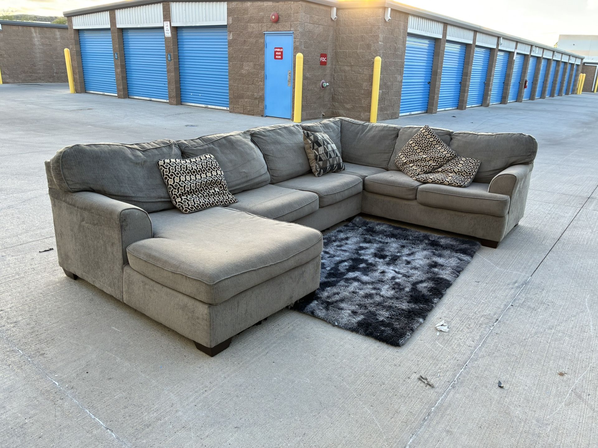 Large Sectional Couch 