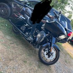 2022 Harley davidson road Glide St