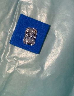 LOOSE LAB DIAMOND