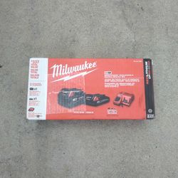 Milwaukee M18 Battery 5.0 2.0 Y Charger New 