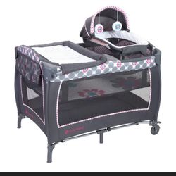 Baby trend Lil Snooze Deluxe II Nursery center. Cuna para bebe- Corral para bebe