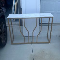 Accent/Sofa Table 