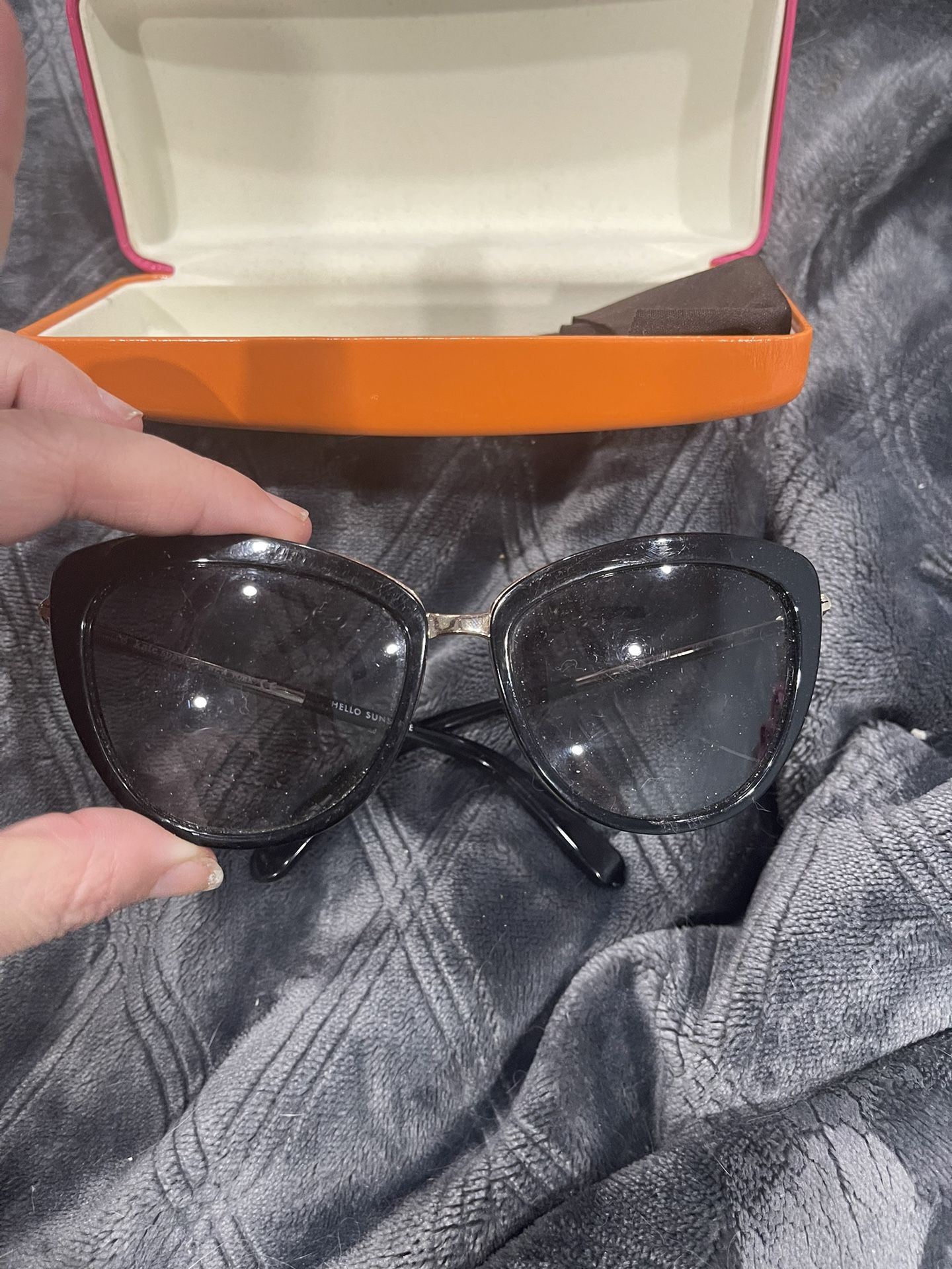 Kate Spade Cat Eye Sunglasses New In Case