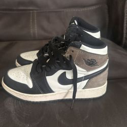 Jordan 1 Mocha