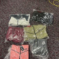 Nike Techs top And Bottoms