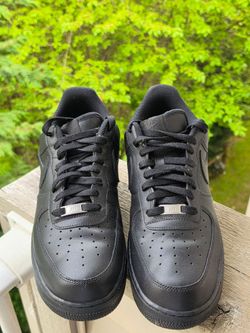Air Force Ones triple black size 13