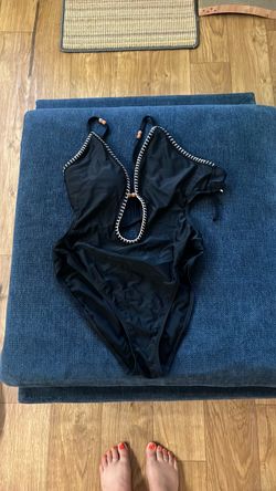 One piece bathing suit