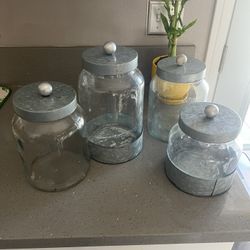 Sugar Flounder Jars. 