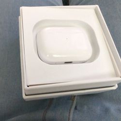 Earbuds 