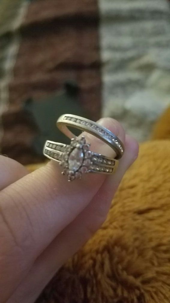 Engagement and wedding band silver