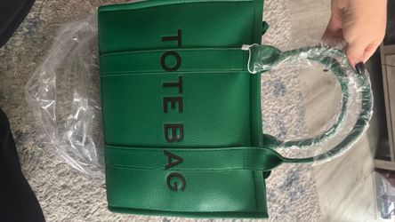 Green Tote Bag w/ wallet
