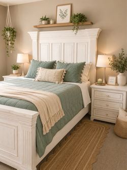 Queen Bedroom set & TV Drawer stand