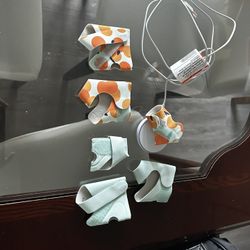 Owlet Smart Sock Charger + Extra Socks (Tangerine)
