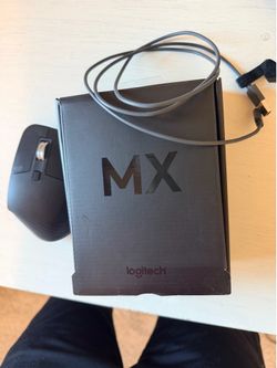 Logitech MX Master Wireless Mouse (w/ Original Box & Cable)